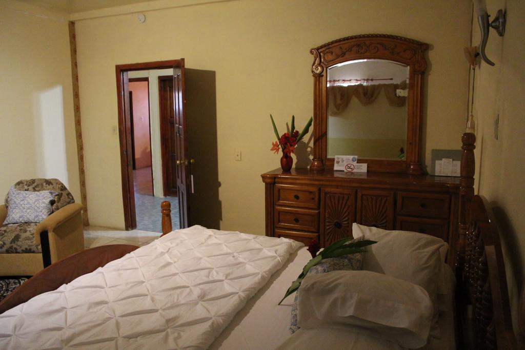 King Bed 4*