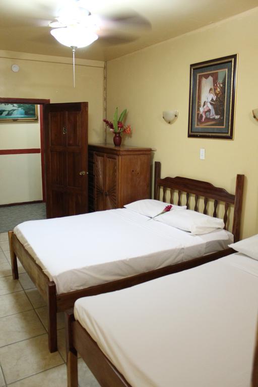 King Bed 4*