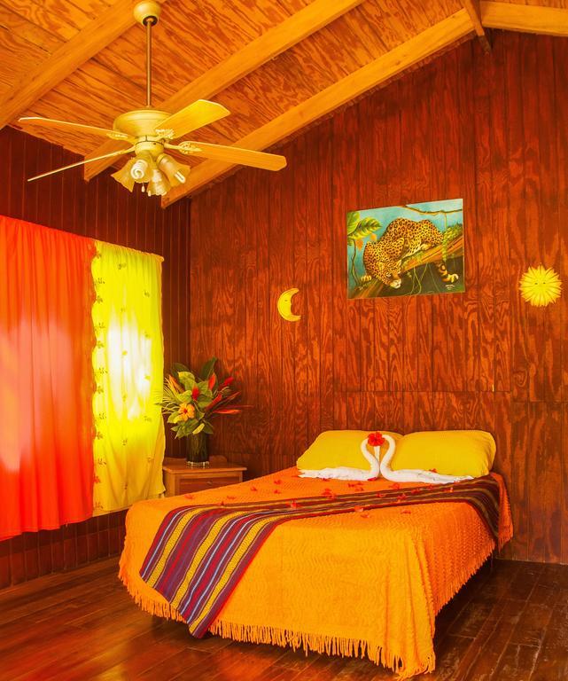 Resort The Log Cab-inn San Ignacio