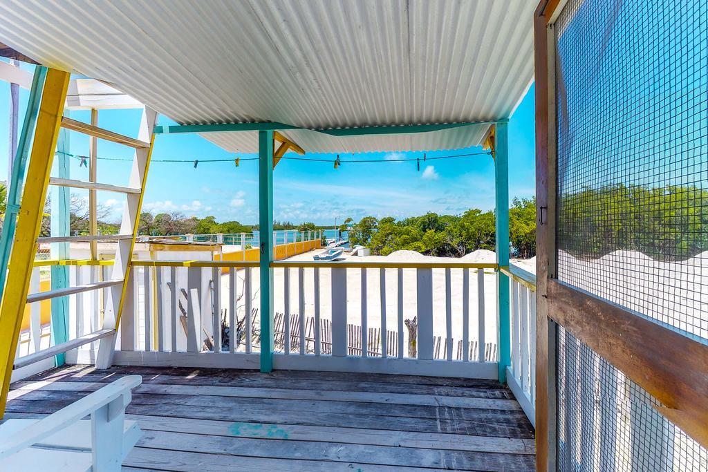 Miss Ella's Waterfront Holiday home