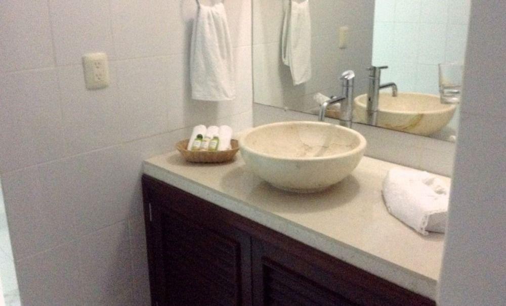 Mayan Secret Boutique Subteniente Lopez