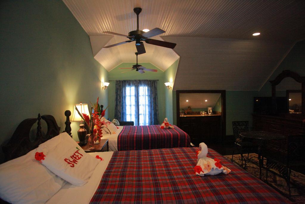 Resort Mahogany Hall Luxury Boutique