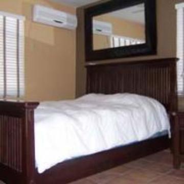 Isla Bonita Yacht Club Hotel