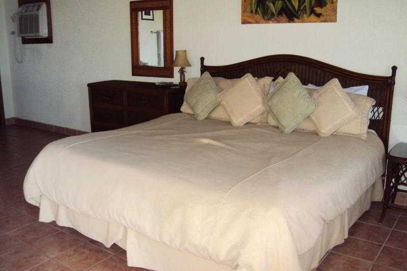 Resort Exotic Caye
