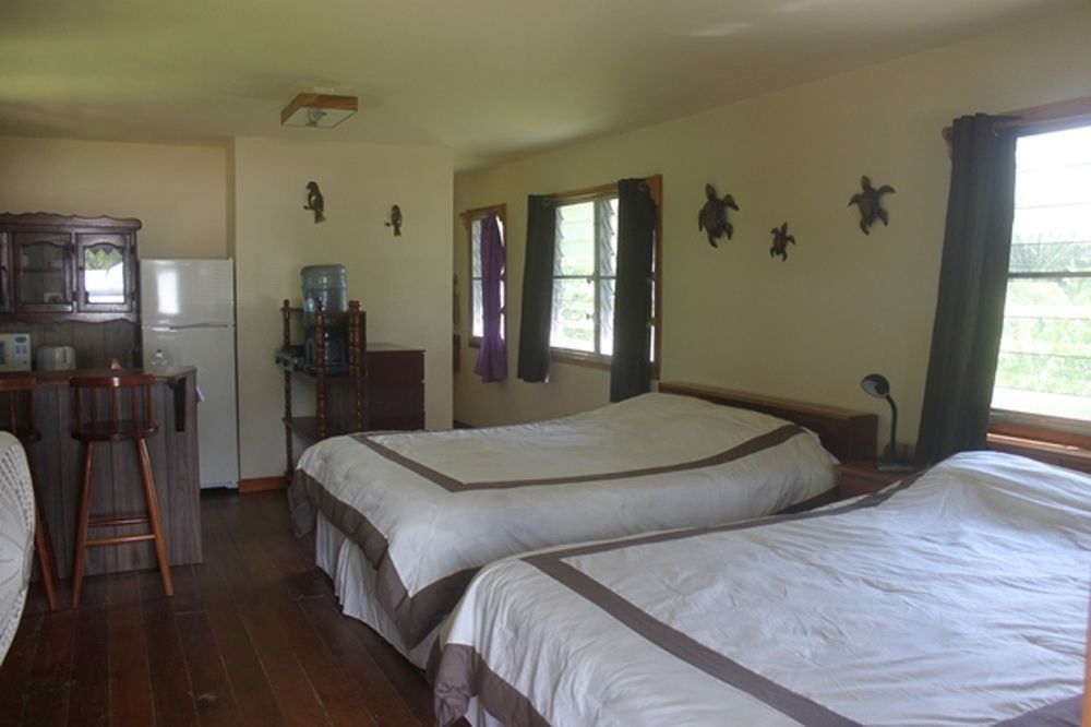 River House Hotel 2*
