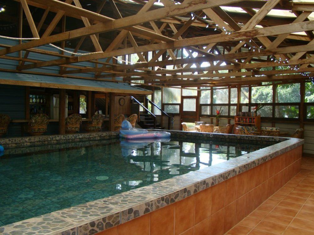 Hotel River House 2*