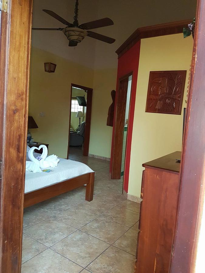 Alan's Paradise Hotel Placencia