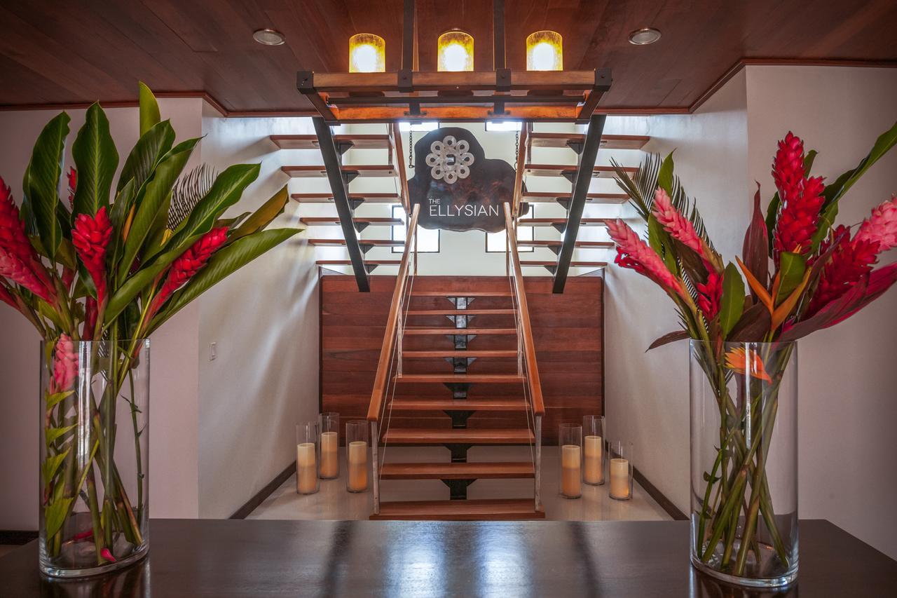 The Ellysian Boutique 4*