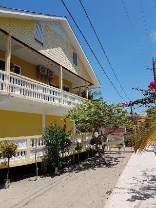 Serenade 3* Placencia