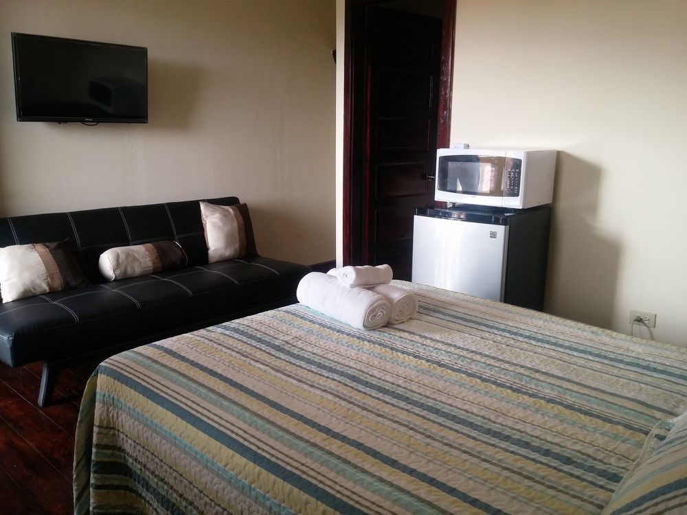 Hotel Serenade 3*