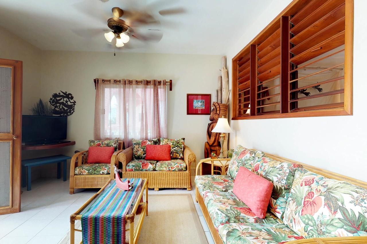 Apartment Zinnia @ Caribe Island *
