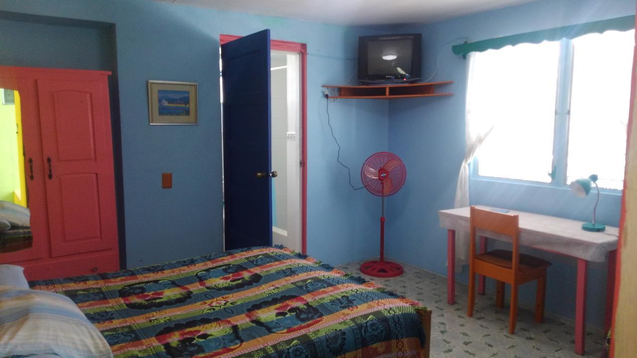 Waterfront Seaside Guest House * Corozal