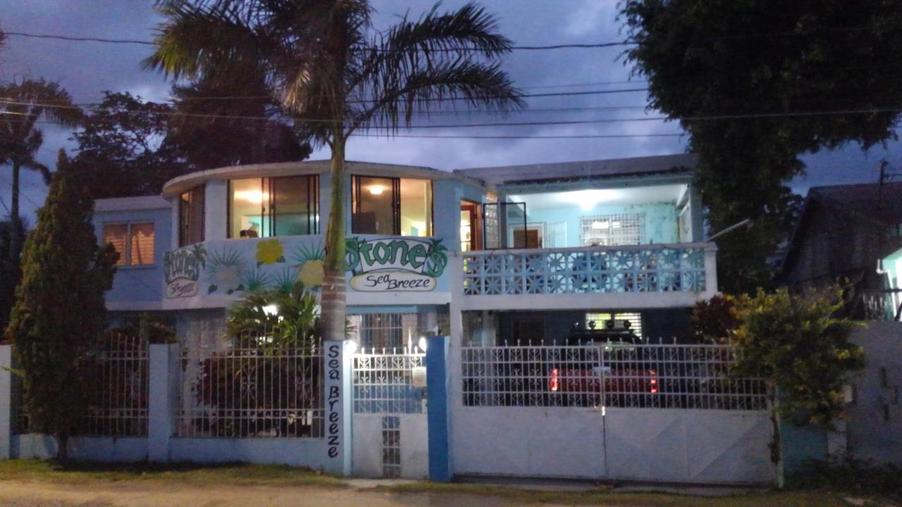 Waterfront Seaside Guest House *