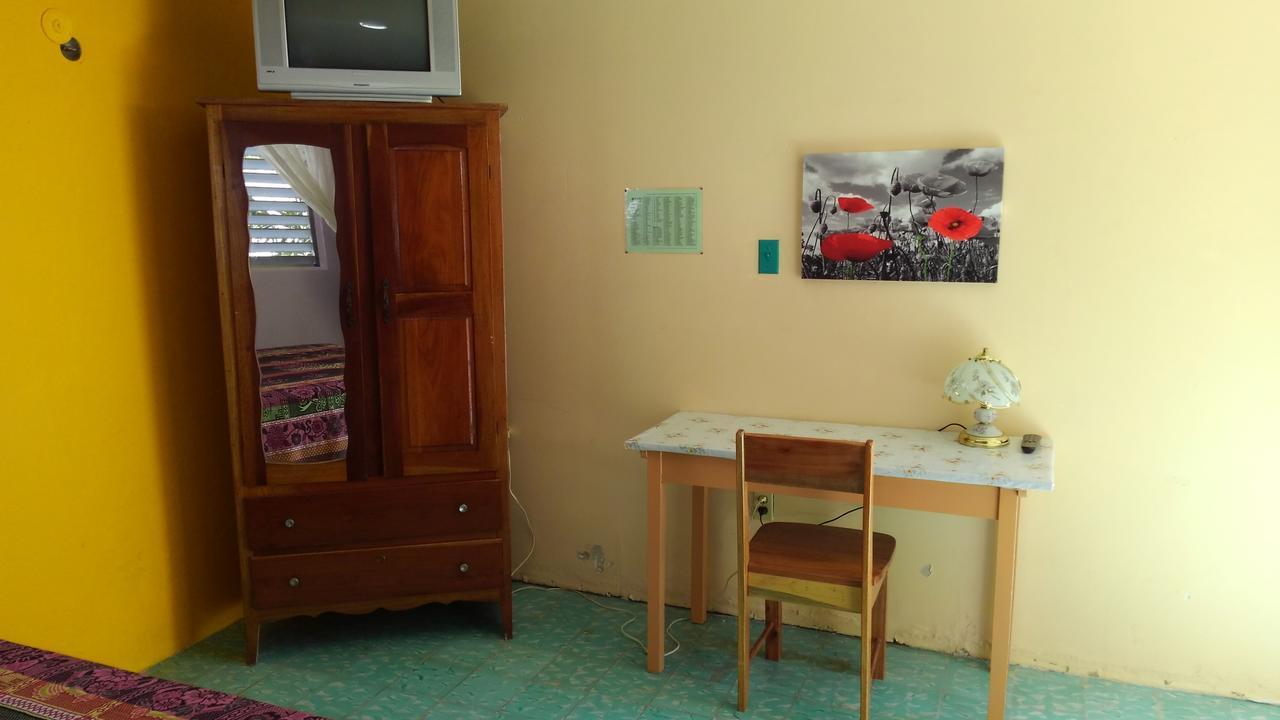 Waterfront Seaside Guest House Bed & Breakfast *