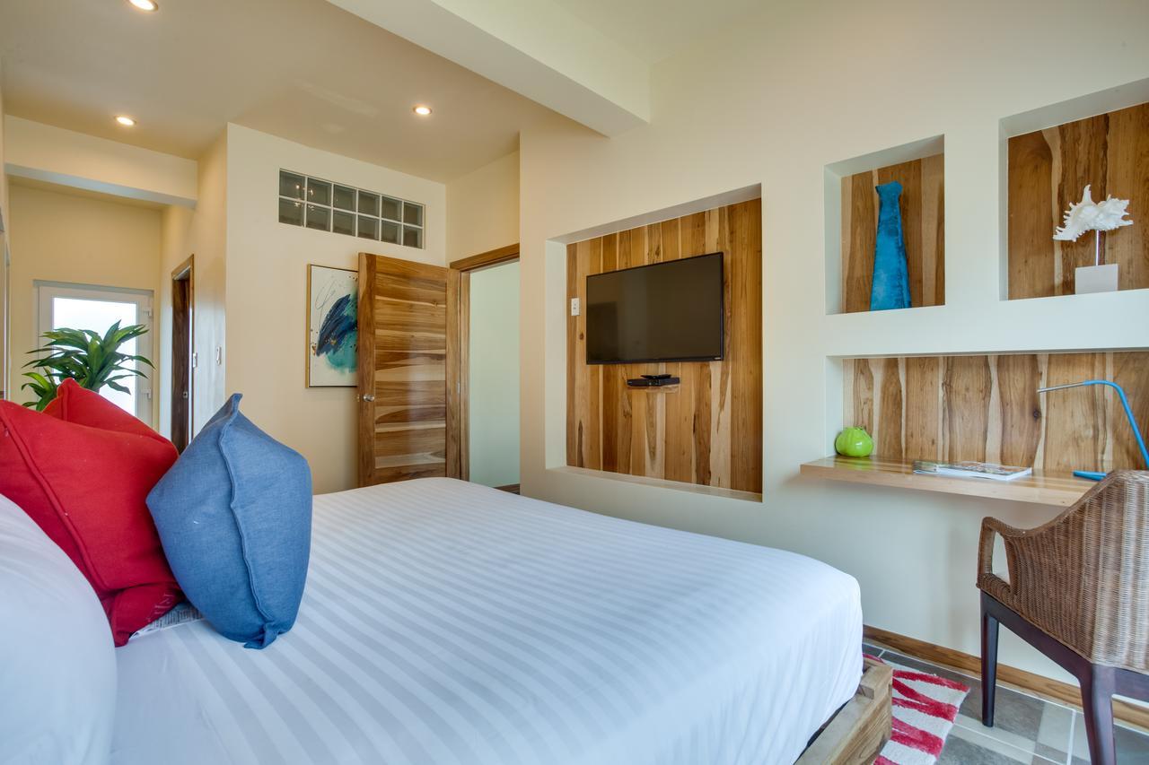 Brisa Oceano Placencia
