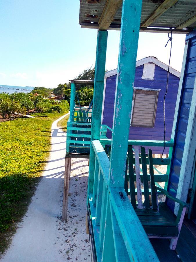 Ignacio's Beach Cabins *