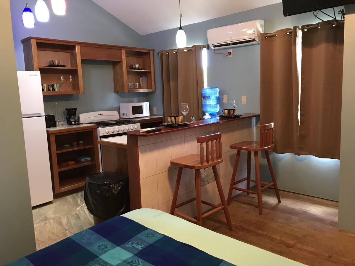 Tilt-ta-dock Belize Resort Corozal