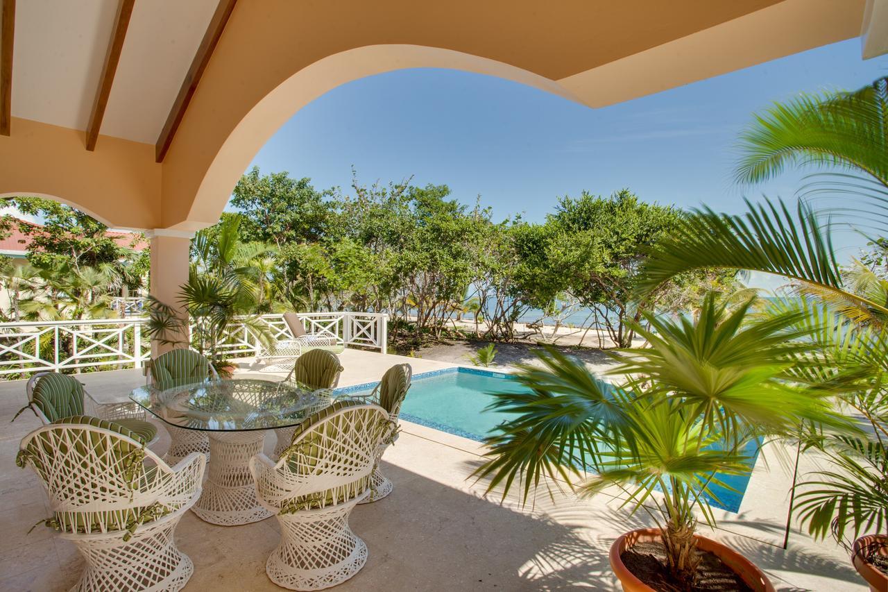 Resort Naia And Placencia