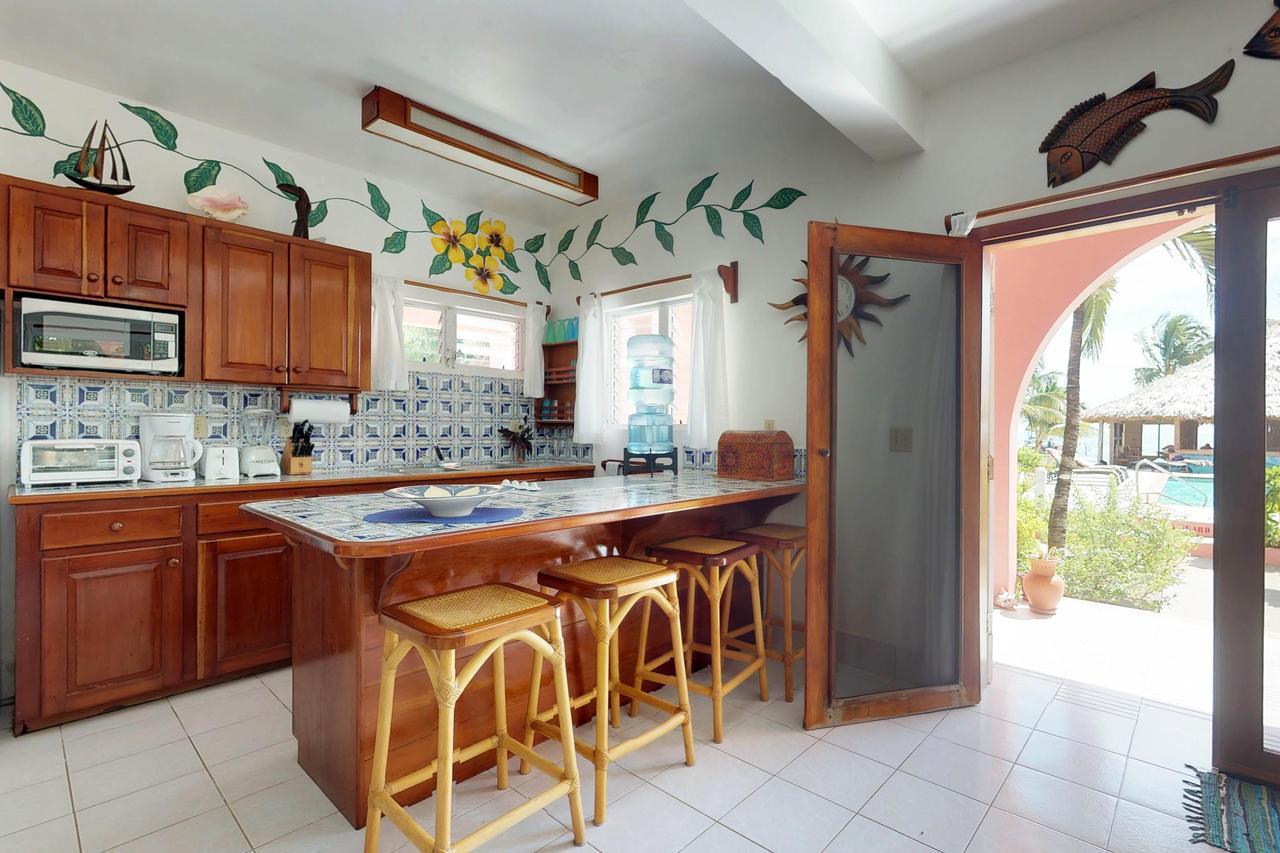Apartment Caribe Island 1 Bedroom #20 *