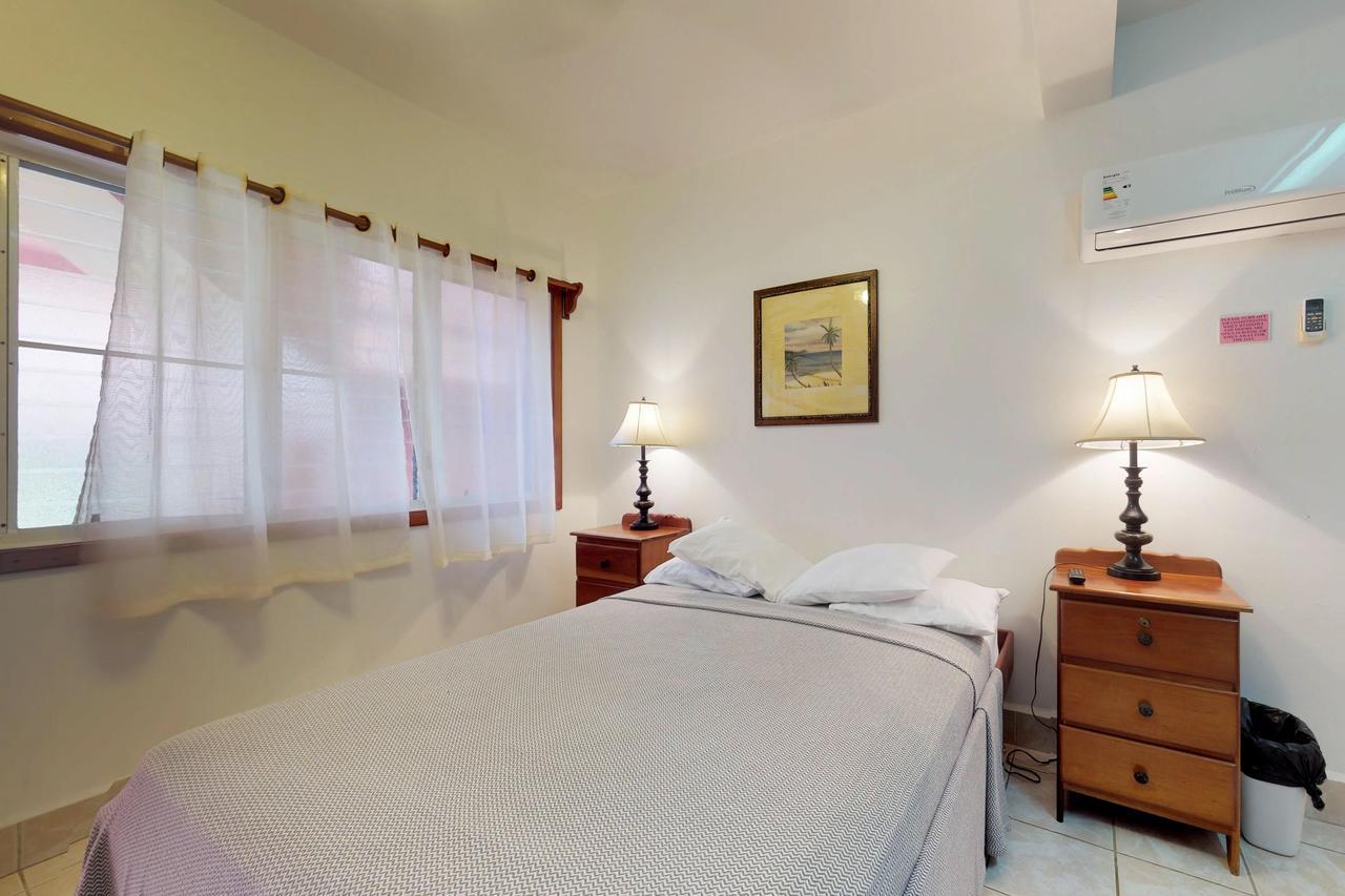 Caribe Island Studio #2 * Belize City