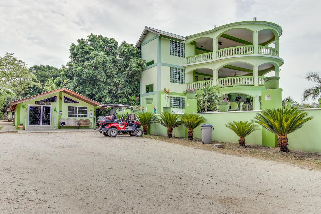 Holiday home Midas Belize *