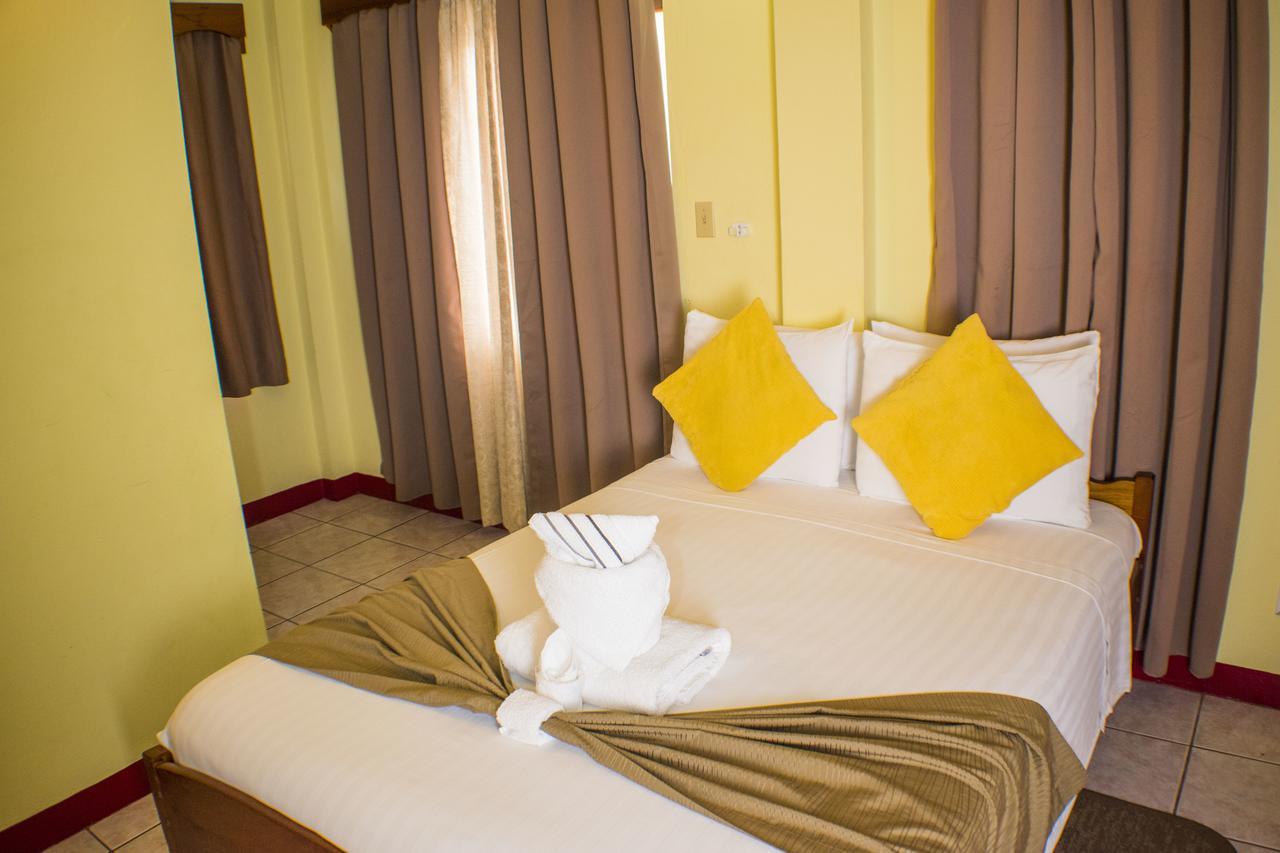 Belcove & Guest house 2*
