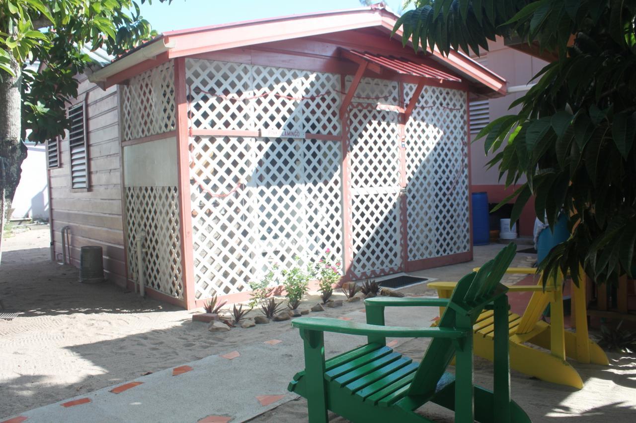 Sandpiper Beach Cabanas * Dangriga