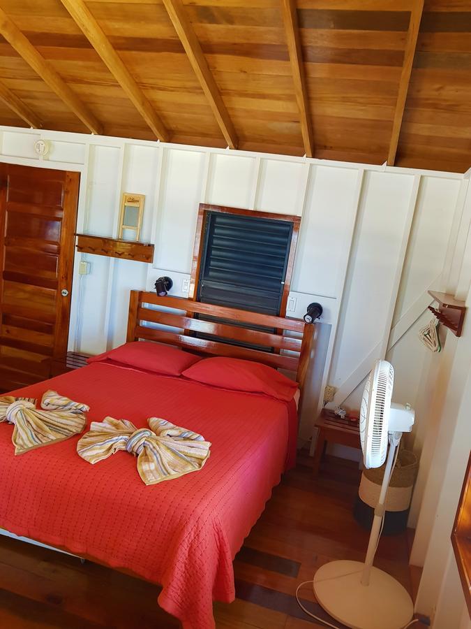 Carolyn's House Caye Caulker