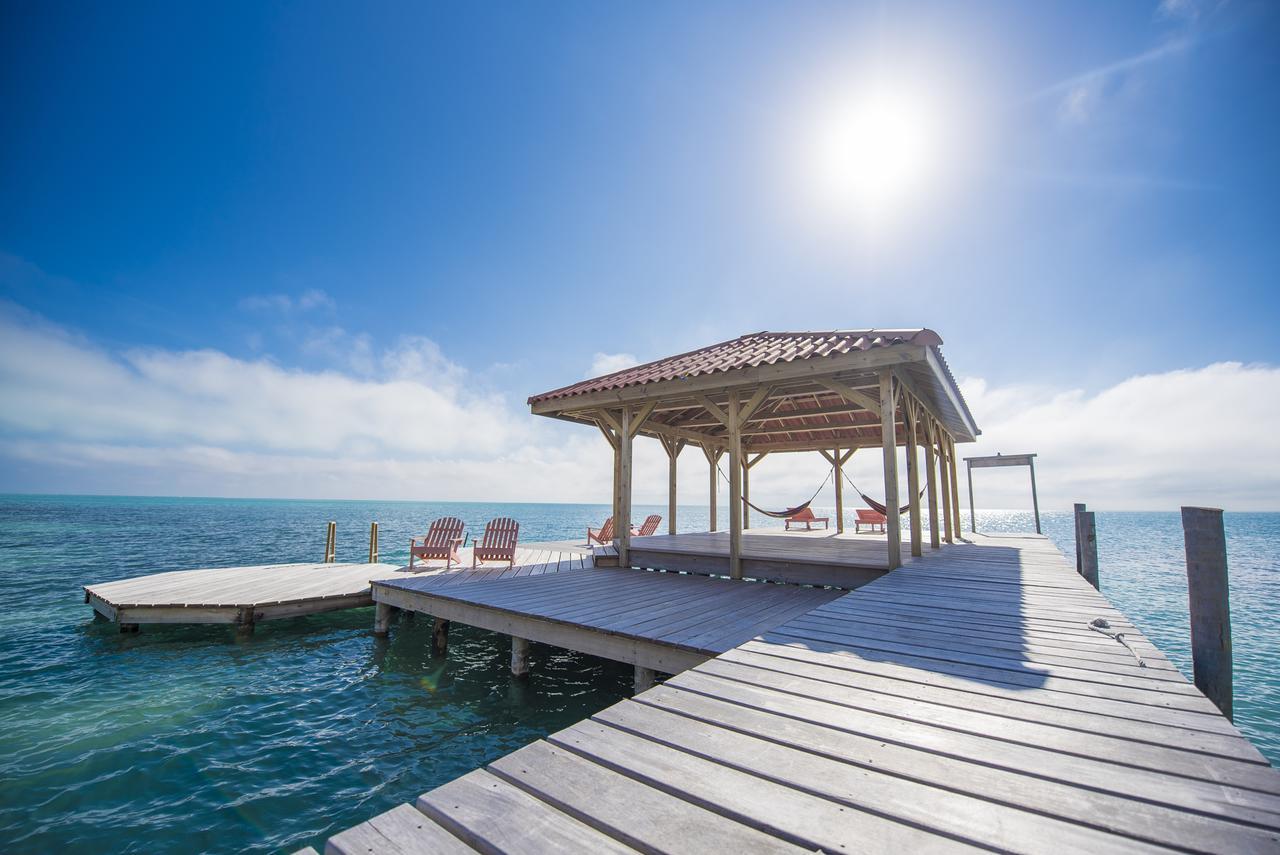 Resort St. George's Caye 3*