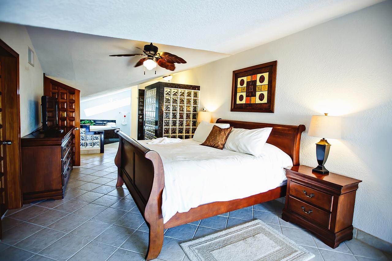 Pelican Reef Resort San Pedro (Ambergris Caye)