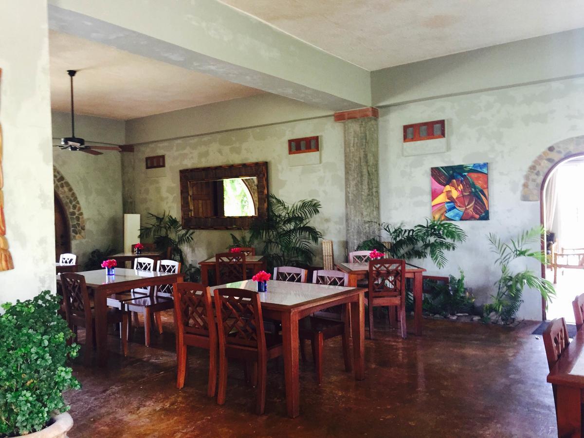 Hotel Almond Tree Corozal