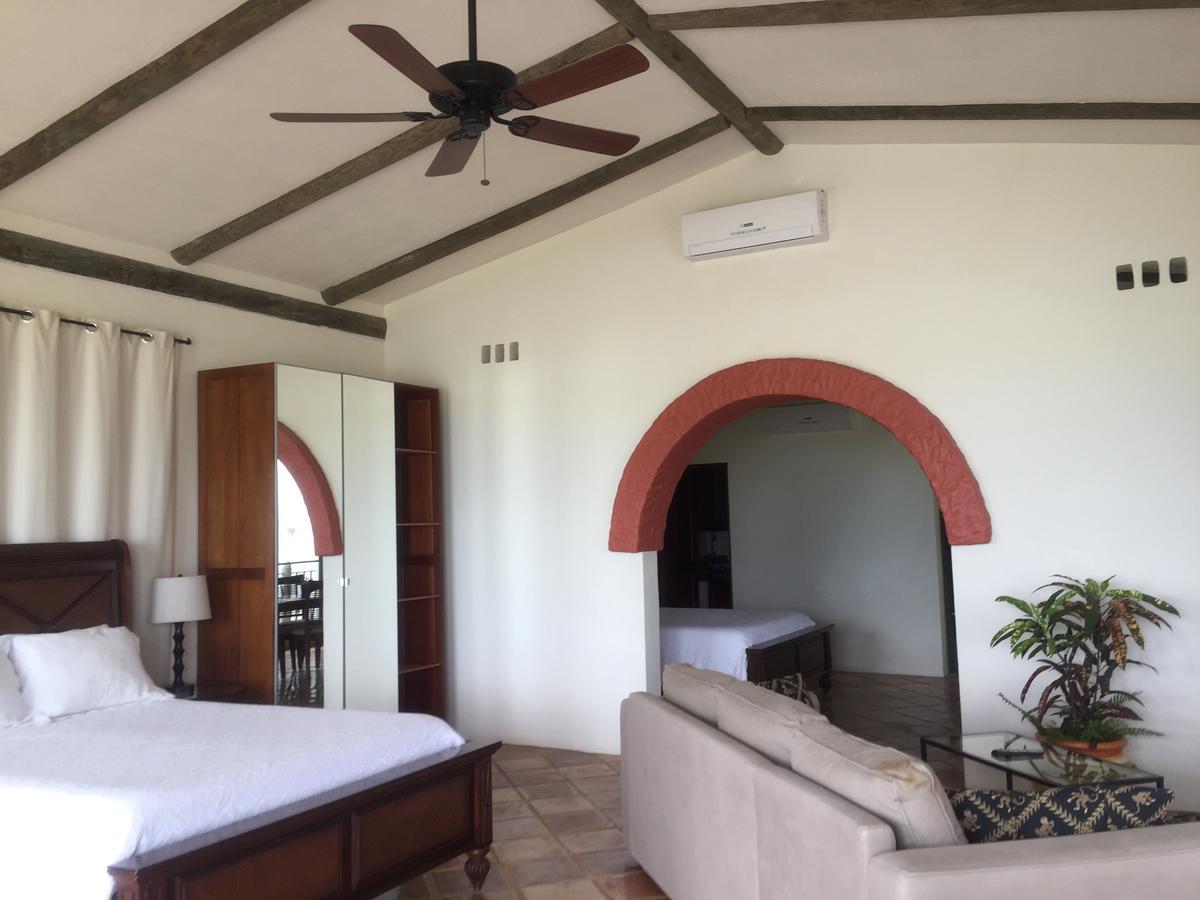 Hotel Almond Tree Corozal
