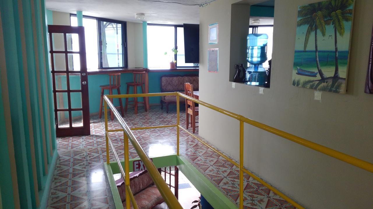 Bed & Breakfast Waterfront Seaside Guest House Corozal