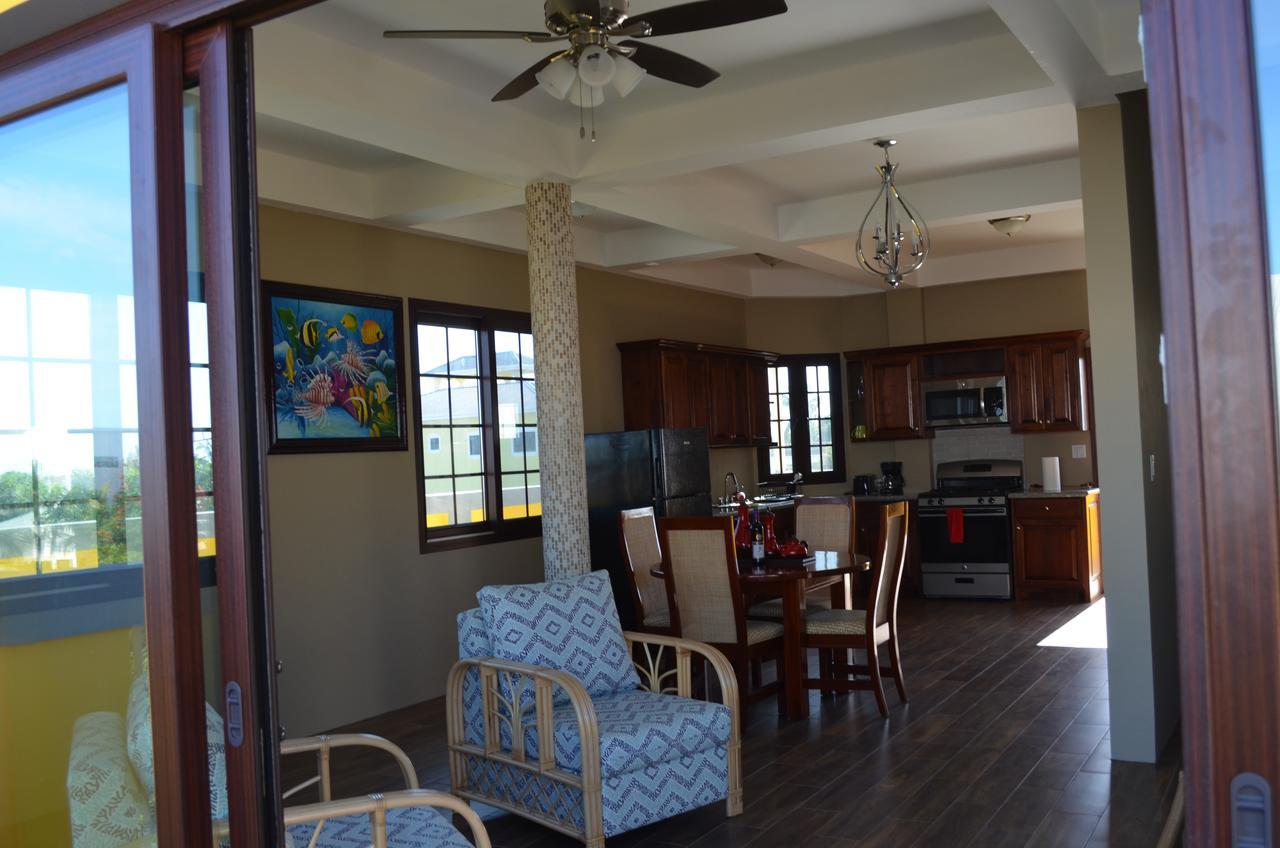 Apartment Khalkob's Estate Placencia