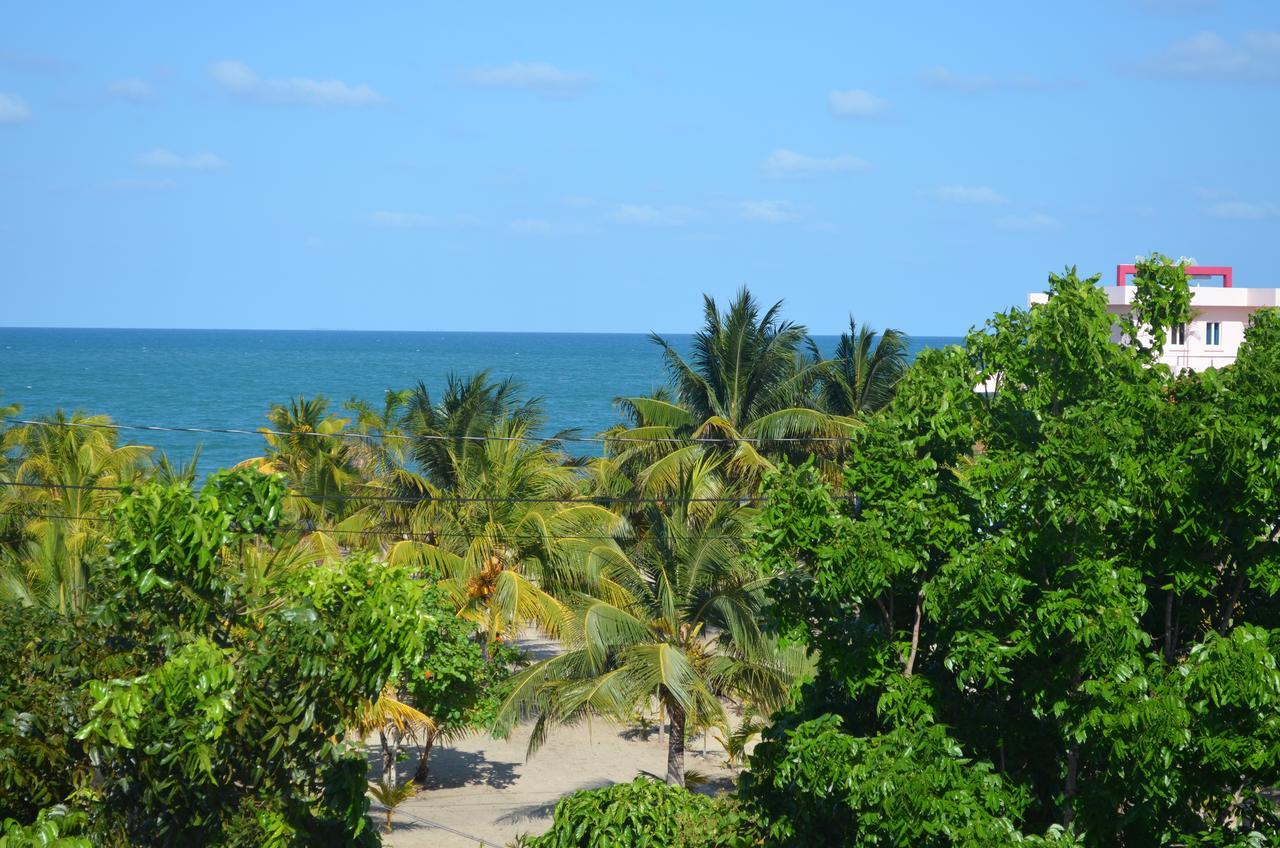 Khalkob's Estate * Placencia
