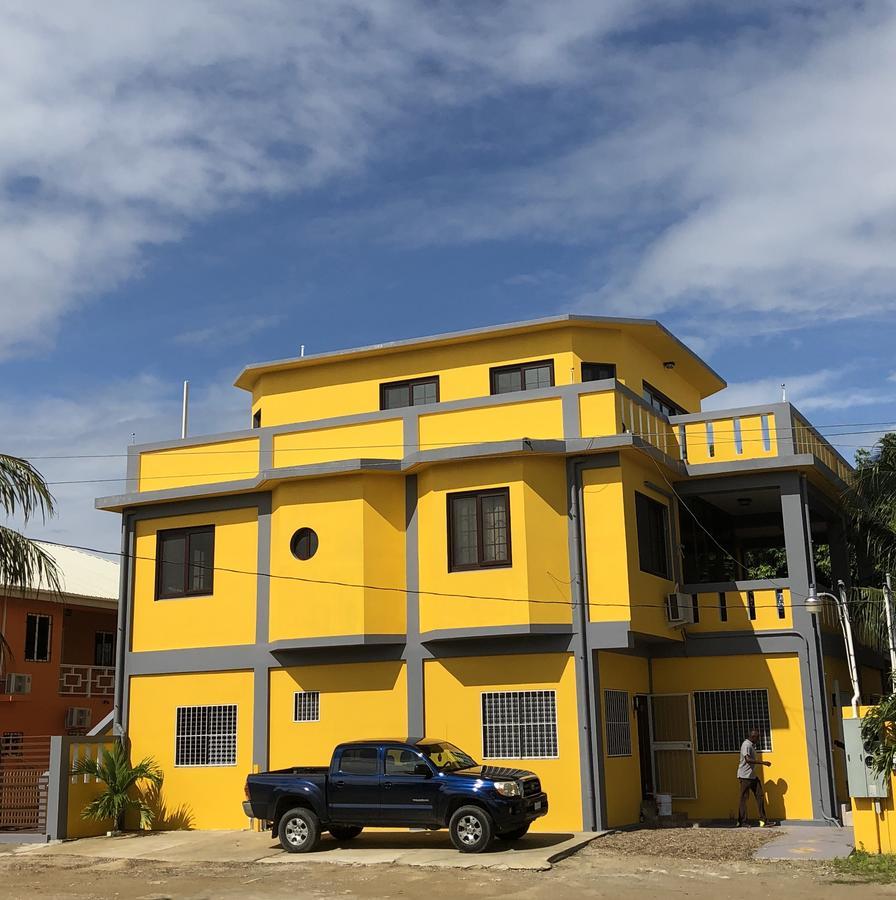 Apartment Khalkob's Estate Placencia