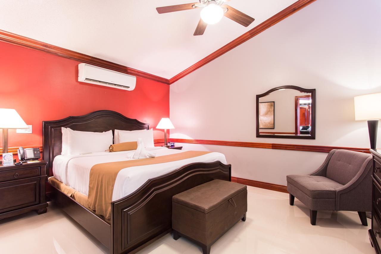 Western Belize Biltmore Plaza 4*