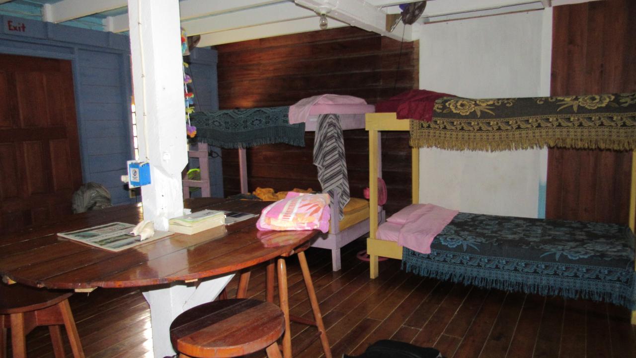Anda Di Hows Hostel