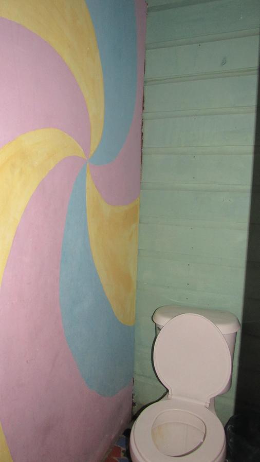 Hostel Anda Di Hows Placencia