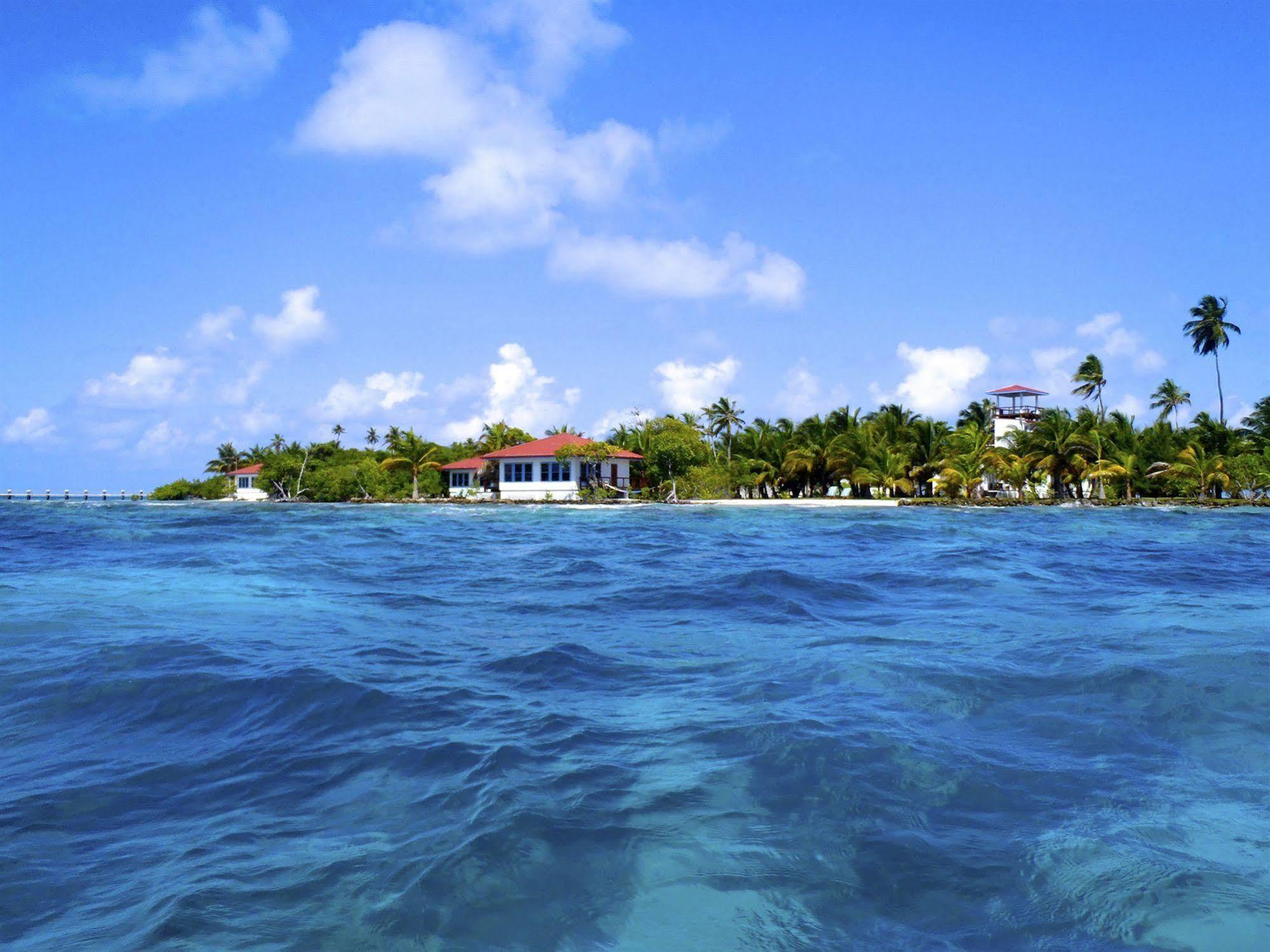 Resort Hatchet Caye Island (adults Only)