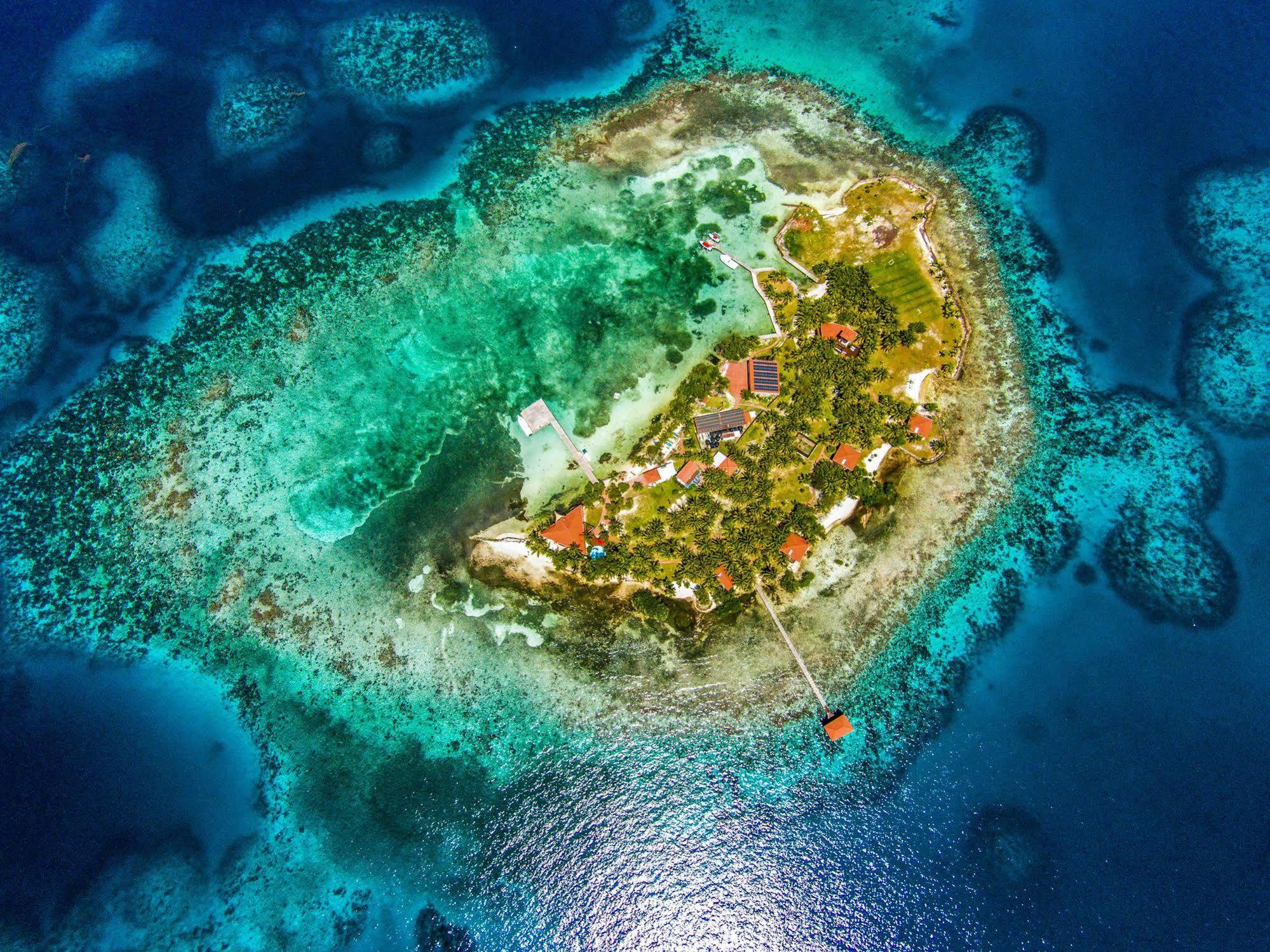 Resort Hatchet Caye Island (adults Only) 4*