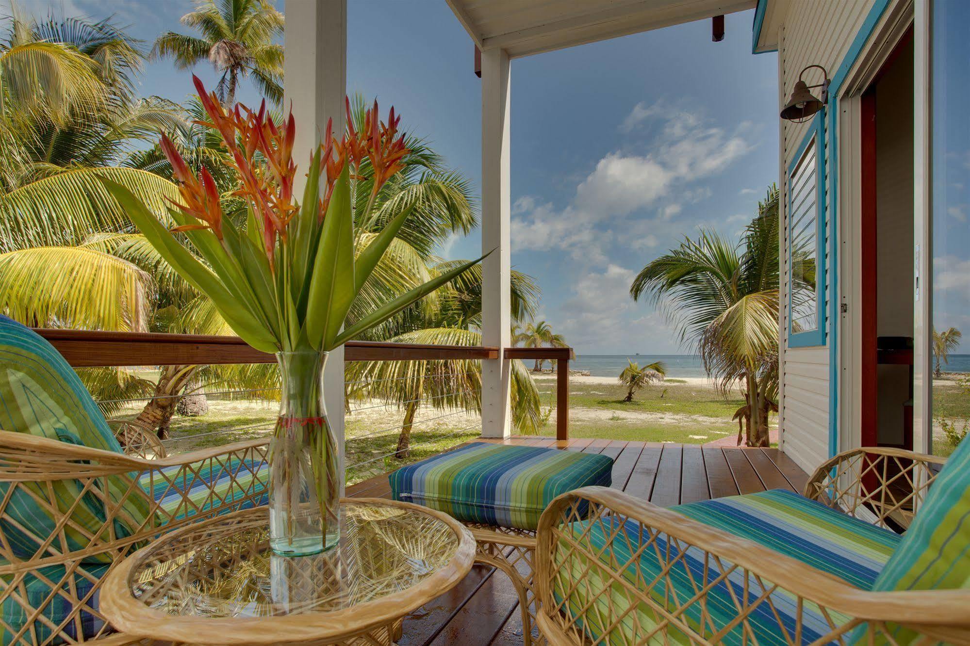 Hatchet Caye Island (adults Only)