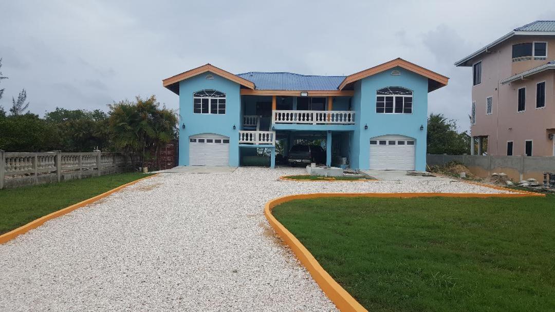 Paradise Plantation Guest house *