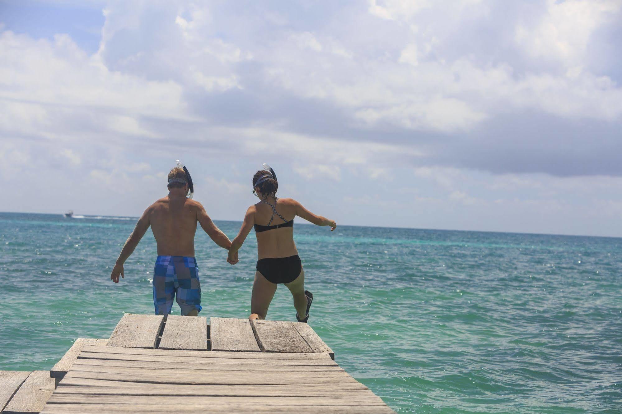 St. George's Caye Resort