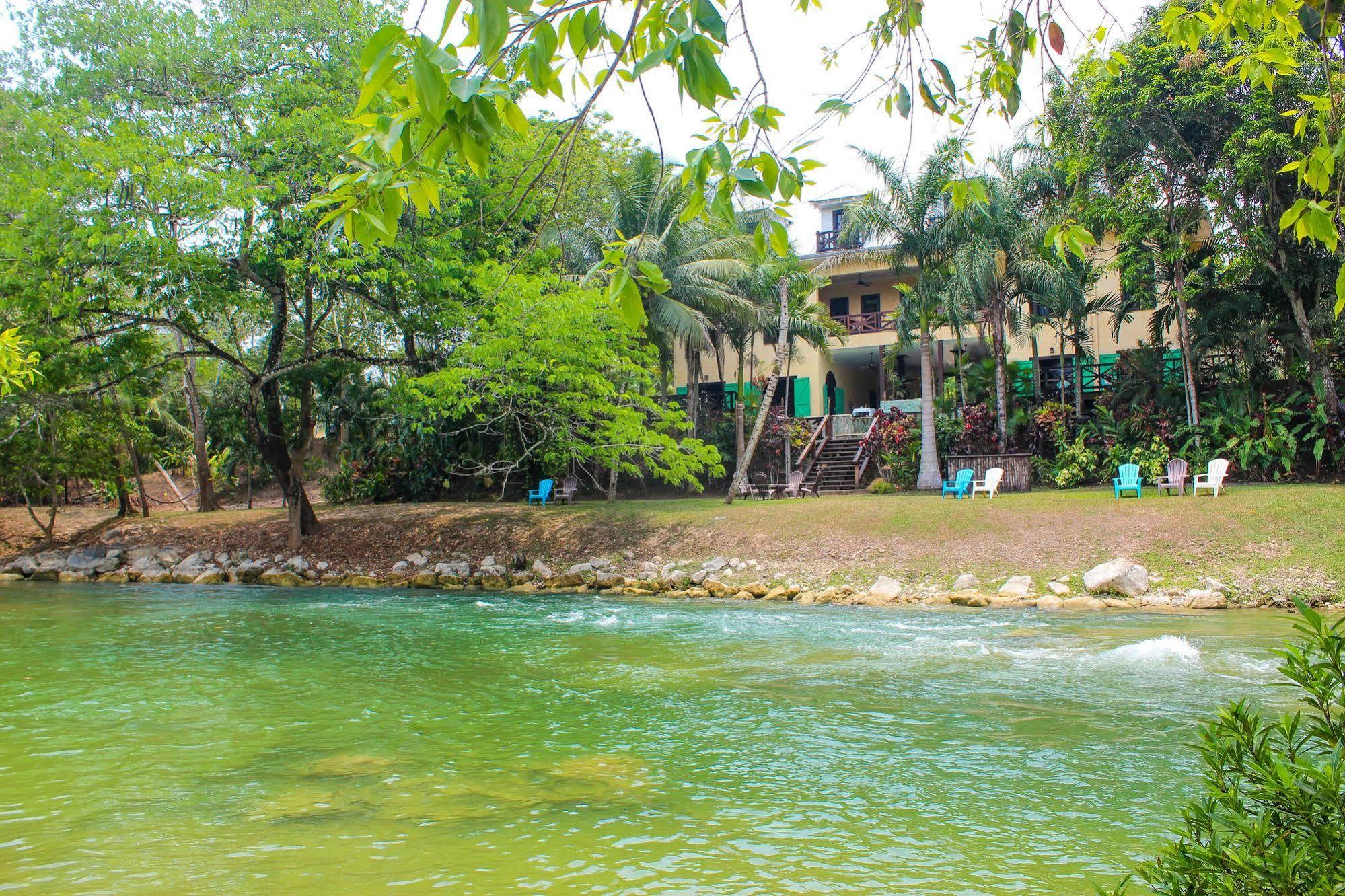 Resort Mahogany Hall Luxury Boutique San Ignacio