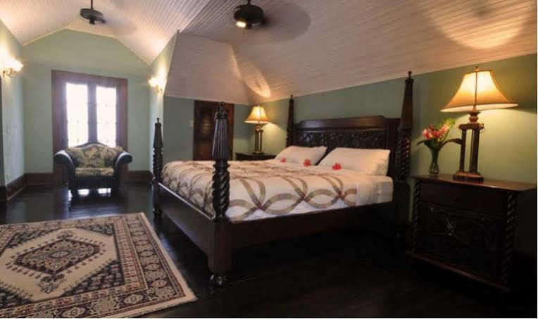 Mahogany Hall Luxury Boutique San Ignacio