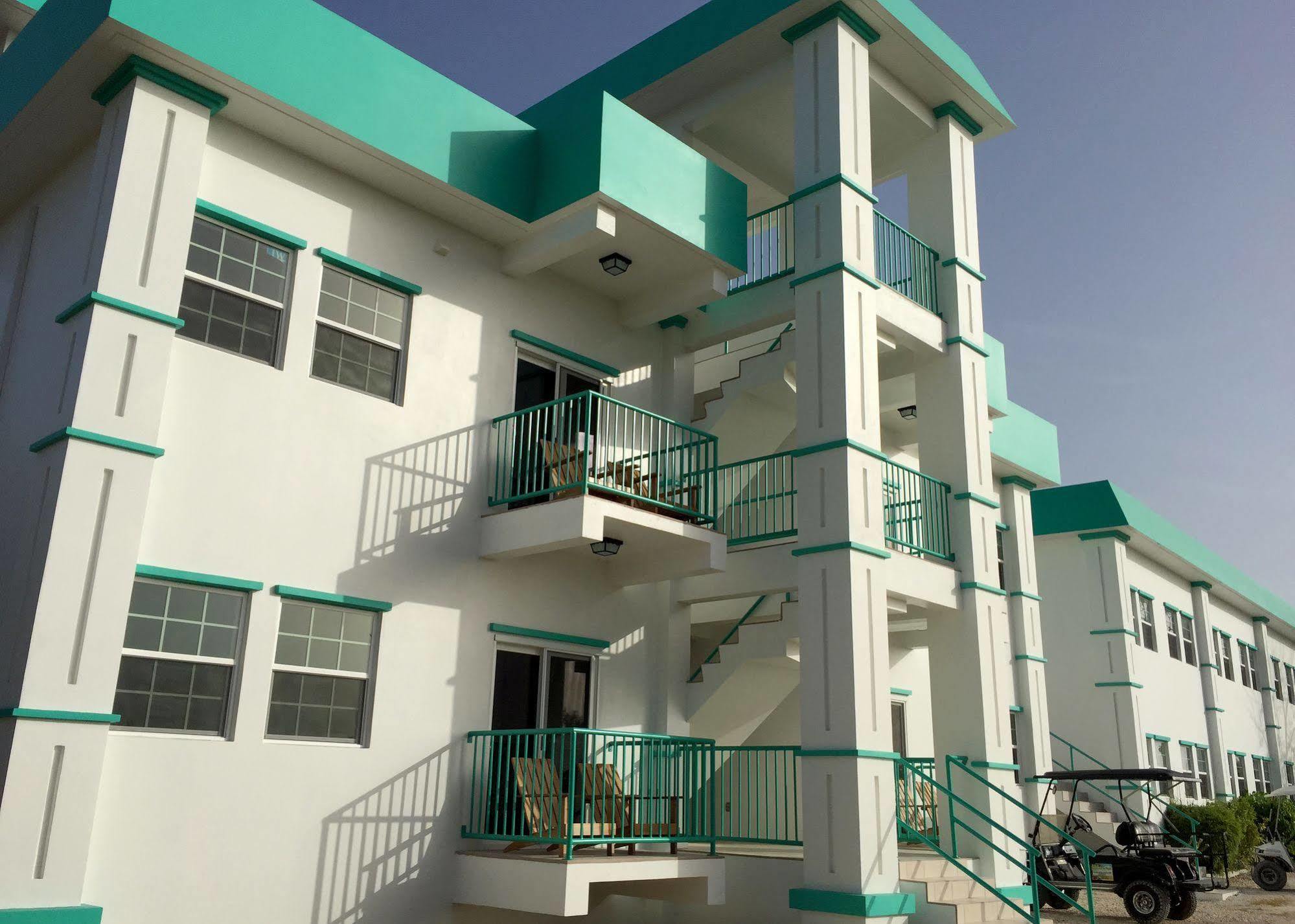 Western Grand Baymen Gardens San Pedro (Ambergris Caye)