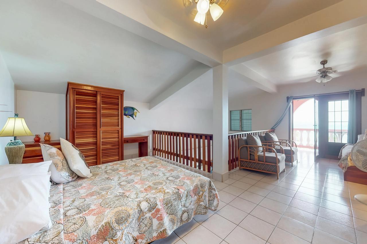 Palm @ Caribe Island Apartment *