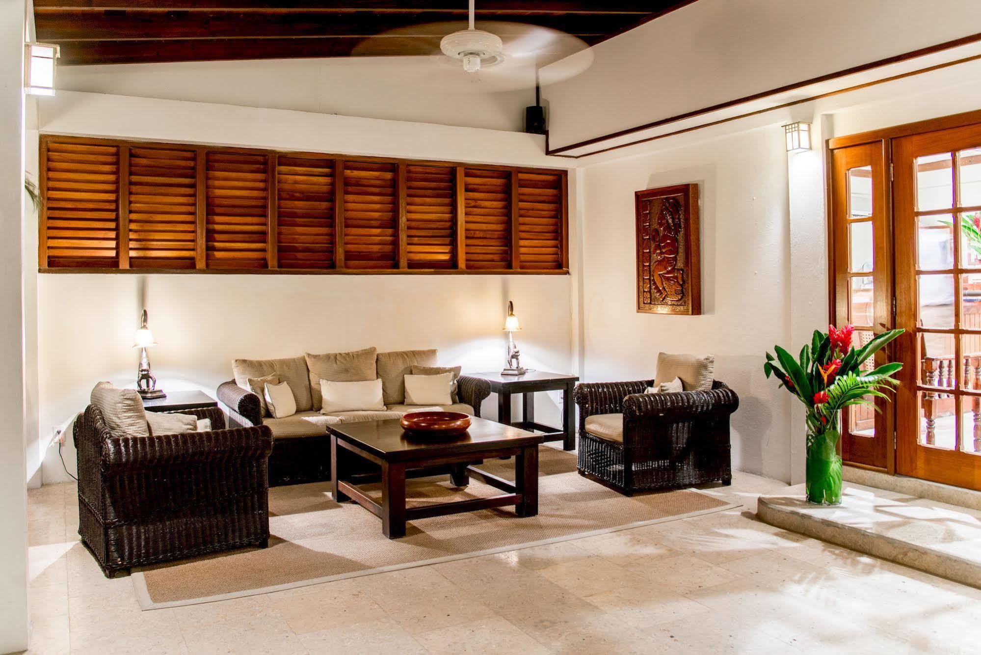 Victoria House & San Pedro (Ambergris Caye)