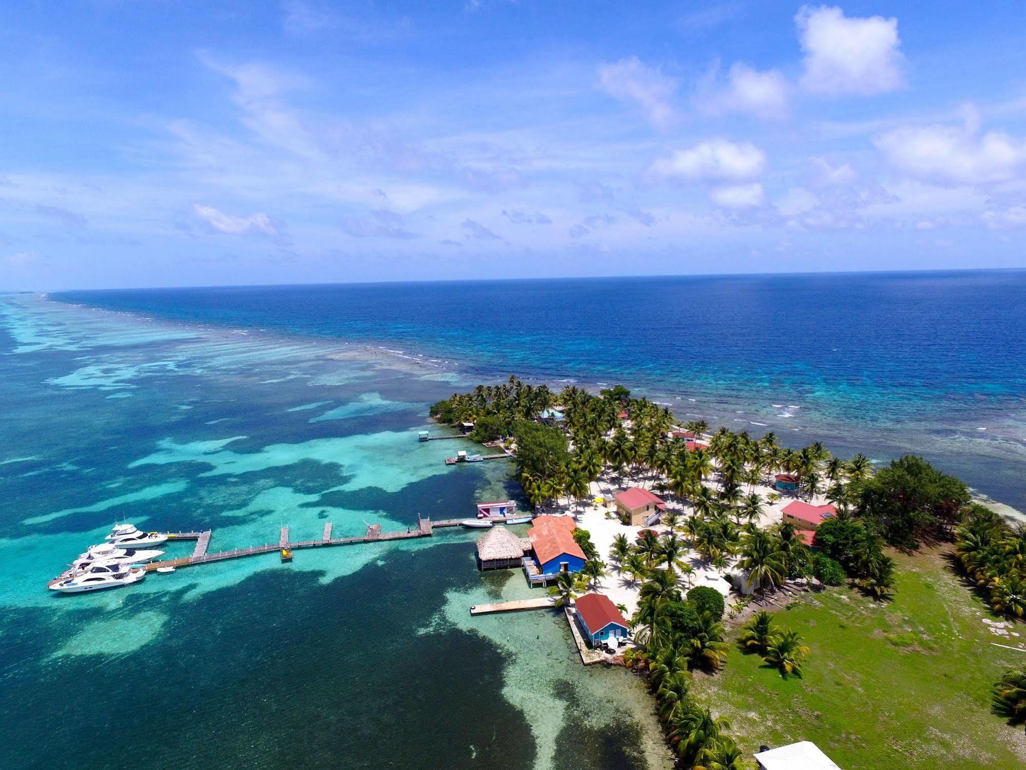 Blue Marlin Resort 3*